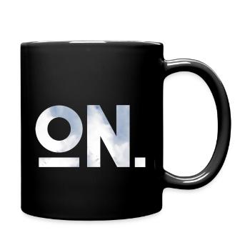 ON. Ein Shirt, ein Wort. - Tasse einfarbig - Schwarz - Rechts