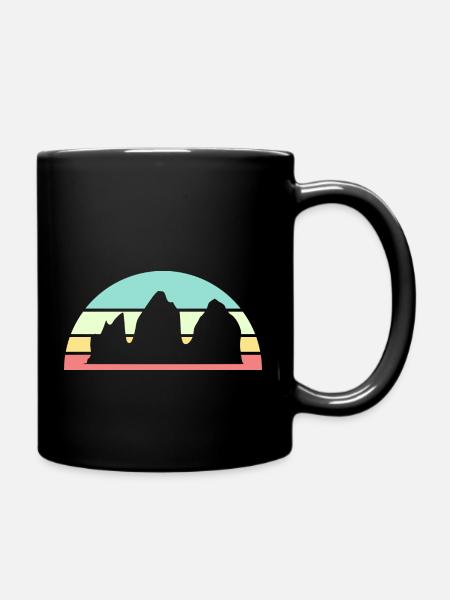 Mystic Peaks: Drei Zinnen Silhouette - Tasse einfarbig - Schwarz