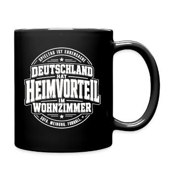 Deutschland hat Heimvorteil im Wohnzimmer - Tasse einfarbig - Schwarz - Rechts