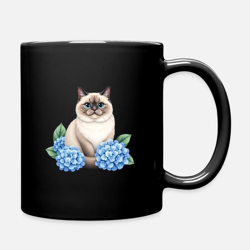 Cute Ragdoll Cat with Blue Hydrangeas - Tasse einfarbig - Schwarz
