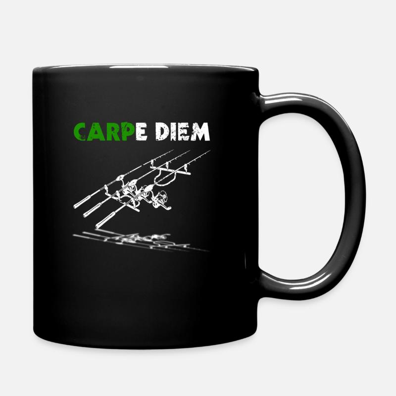Carpe Diem Karpfen Angeln Karpfenangler Geschenk - Tasse einfarbig - Schwarz