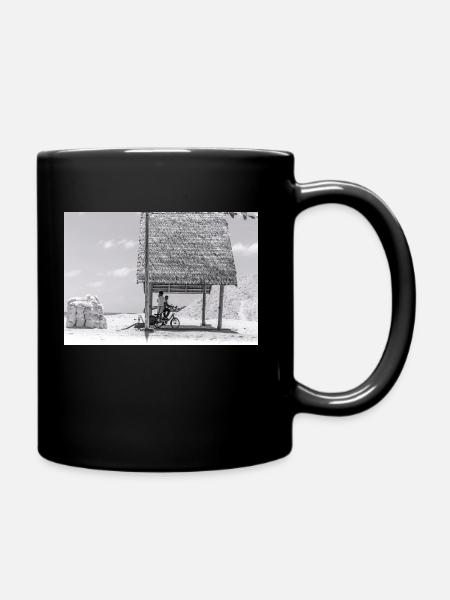 Lonely beach hut - Full Colour Mug - black