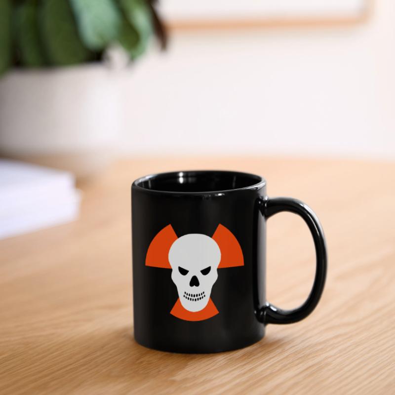 Schädel mit bösem Blick vor Strahlenwarnzeichen Tasse einfarbig