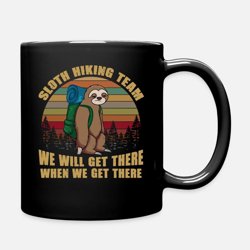 Sloth Hiking Team We Will Get There When We Get - Tasse einfarbig - Schwarz