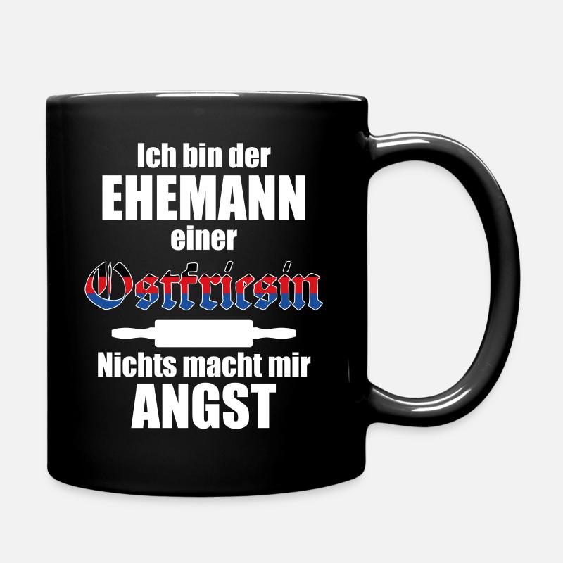 Ehemann einer Ostfriesin | Spruch Ostfriesland - Tasse einfarbig - Schwarz