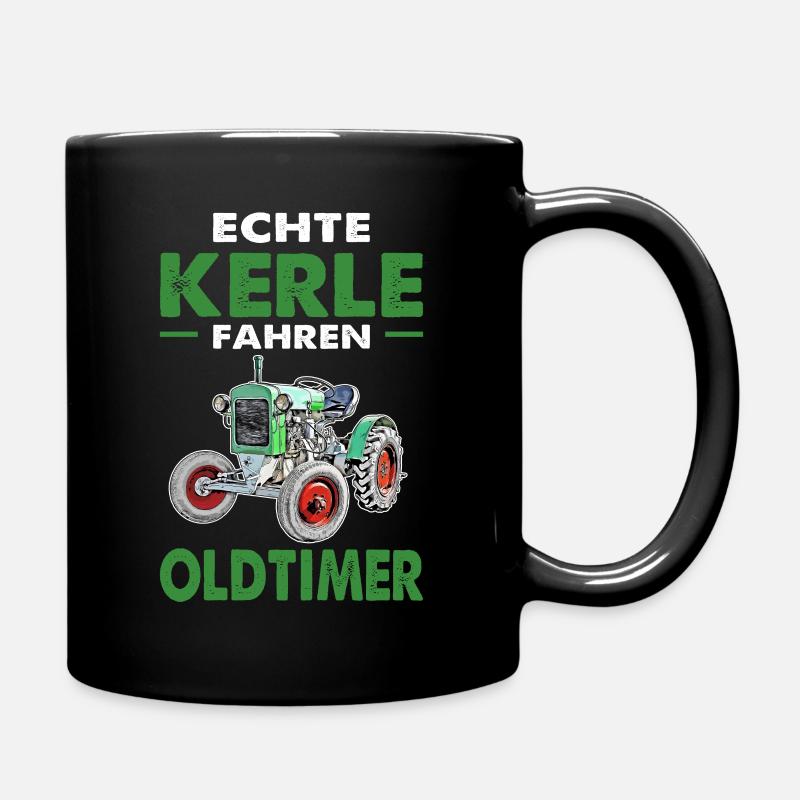Echte Kerle fahren Traktor individuelles Design - Tasse einfarbig - Schwarz