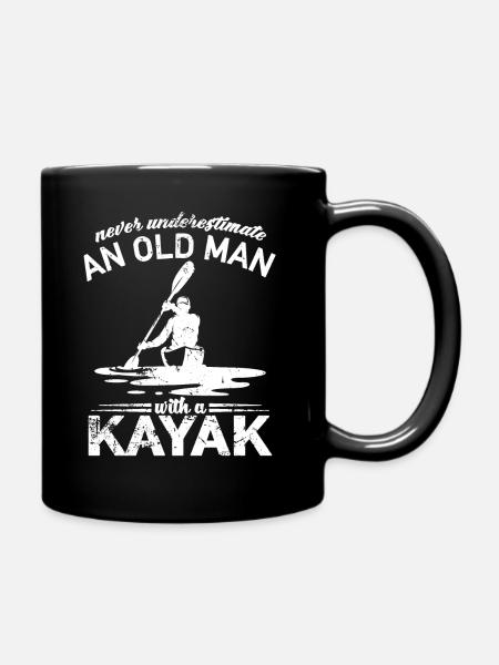 Kanu - Never Underestimate an old man with a Kayak - Tasse einfarbig - Schwarz