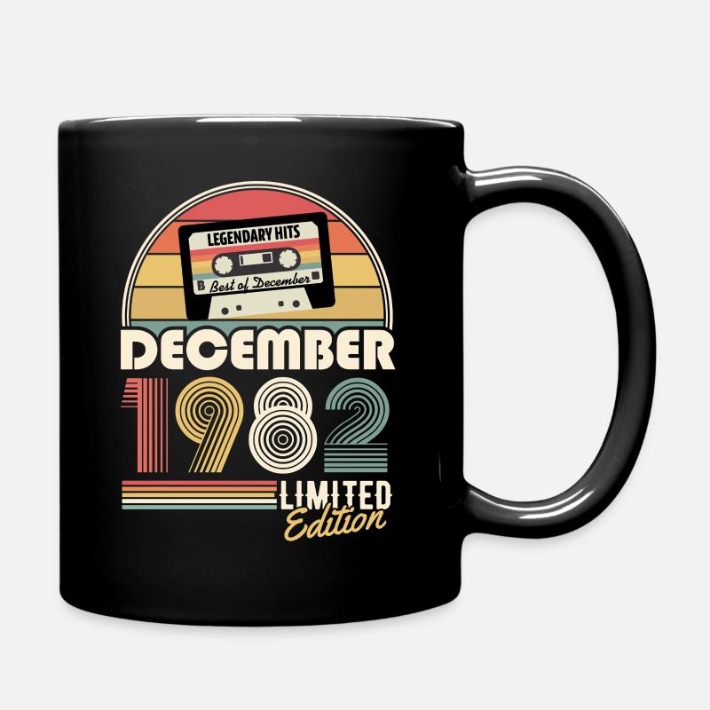 December 1982 Vintage Birthday Gift - Full Colour Mug - black