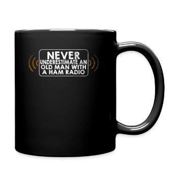 Ne sous-estimez jamais un vieil homme avec une radio amateur - Mug uni - noir - Droite