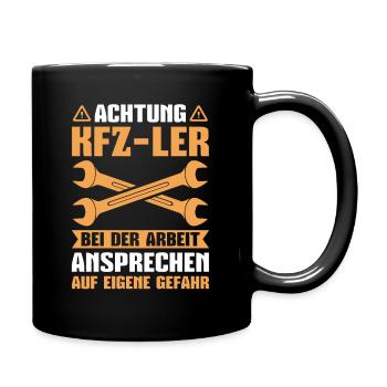 Kfzler bei der Arbeit Kfz Mechaniker Geschenk - Tasse einfarbig - Schwarz - Rechts