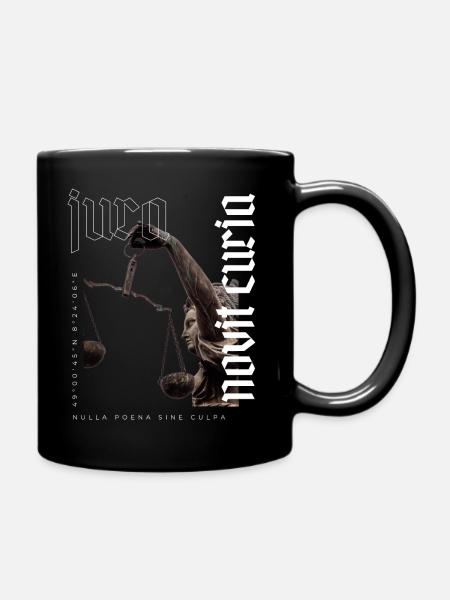 Jura Design - jura novit curia - Full Colour Mug - black