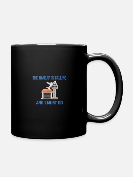 Le hangar m’appelle et je dois y aller : Maintenance des avions - Mug uni - noir