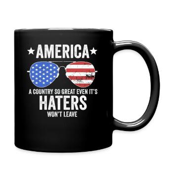 Amerika: Ein Land, das so großartig ist, dass die USA patriotisch sind - Tasse einfarbig - Schwarz - Rechts