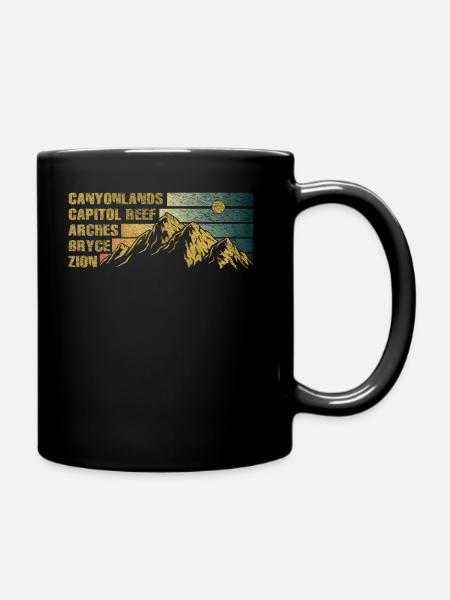 Erkunden Sie die Berge der Utah-Nationalparks - Tasse einfarbig - Schwarz