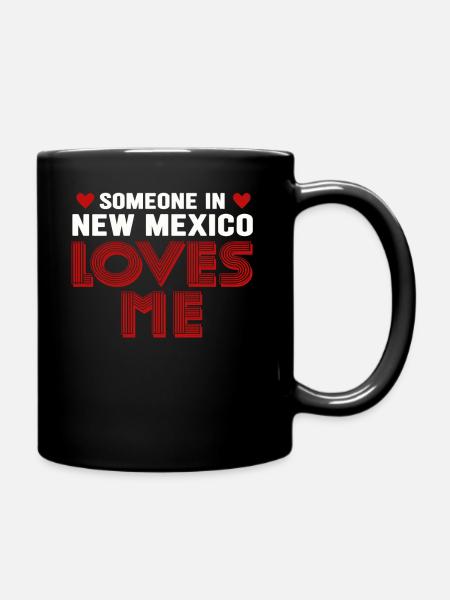 Quelqu’un au Nouveau-Mexique m’aime - Mug uni - noir