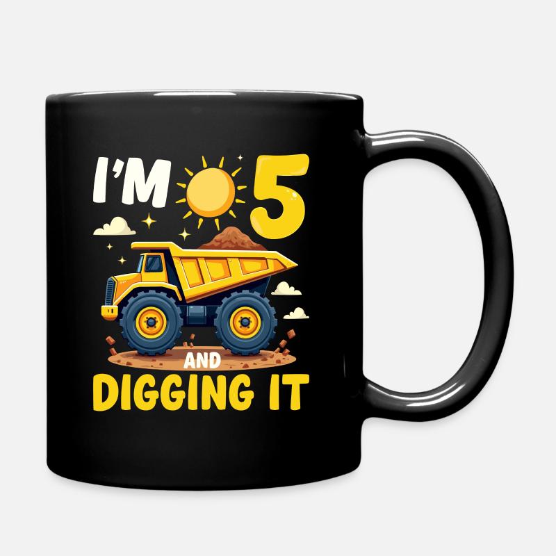 5e anniversaire, garçon de 5 ans, camion et chantier de construction - Mug uni - noir