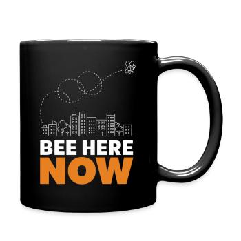 Bee Here Now Cityscape Design - Tasse einfarbig - Schwarz - Rechts