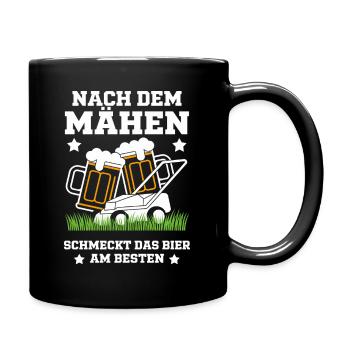 After mowing, the beer tastes best Spruch - Full Colour Mug - black - Right