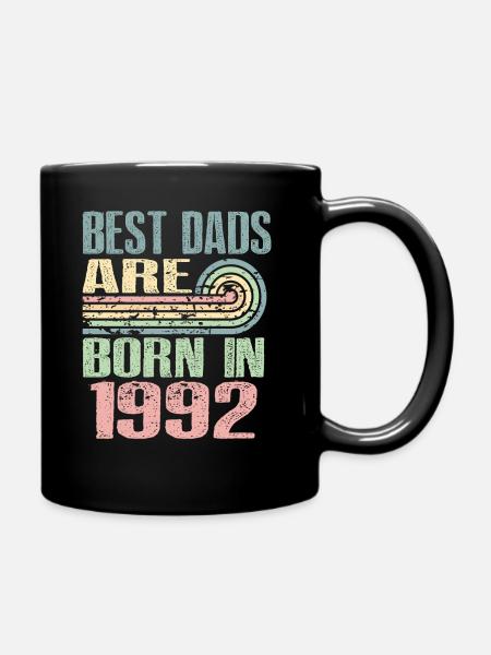 Les meilleurs pères sont nés en 1992, à l’âge de 31 ans, - Mug uni - noir