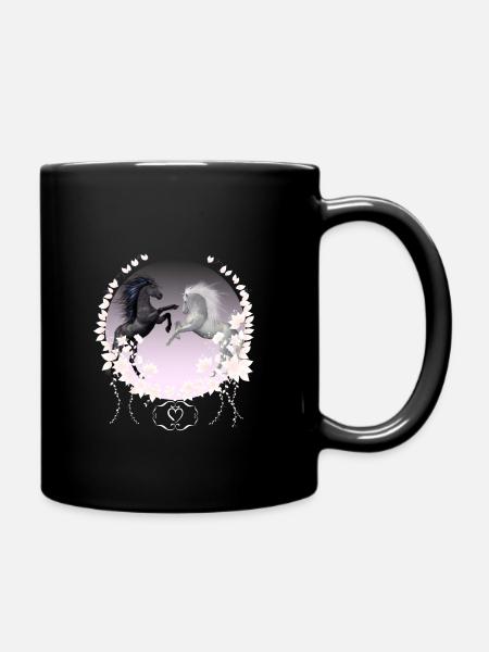 Graphique Deux chevaux en fleurs avec coeur - Mug uni - noir