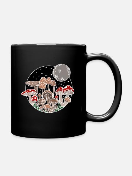Les champignons adorent - Mug uni - noir