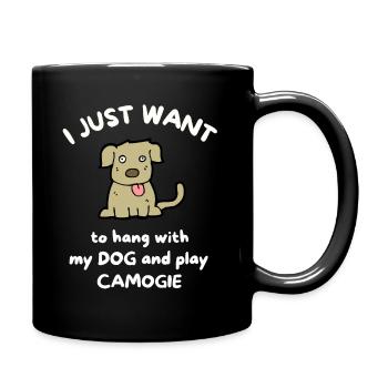 Je veux juste traîner avec mon chien et jouer au camogie - Mug uni - noir - Droite