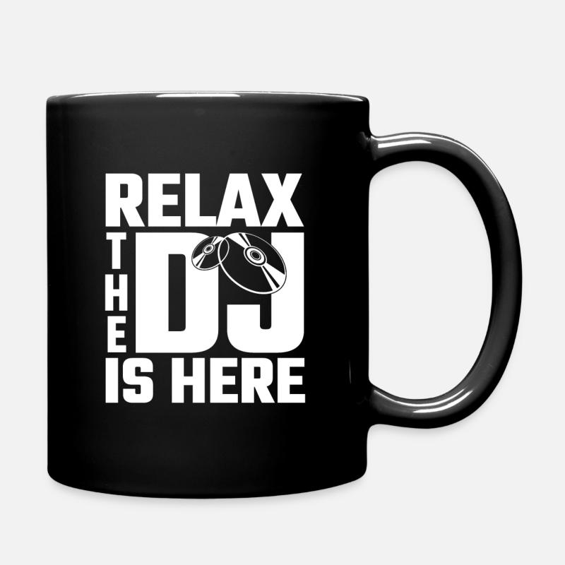 Détendez-vous le Dj est ici - Mug uni - noir