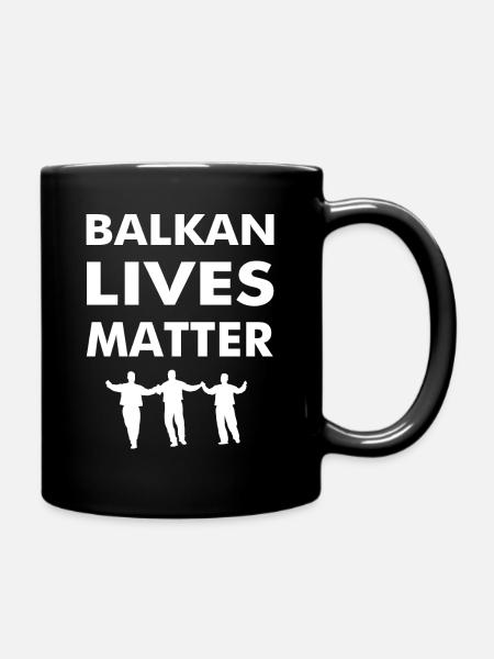 La vie des Balkans compte - Mug uni - noir