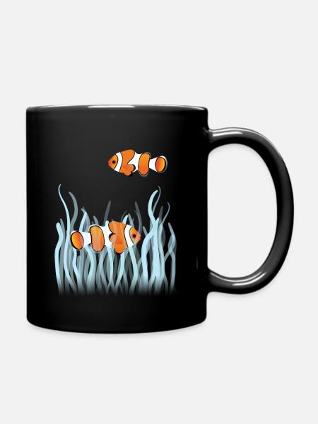 Deux poissons d’anémone dans le corail - Mug uni - noir