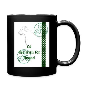 Cú, das irische Wort für Hund - Tasse einfarbig - Schwarz - Rechts