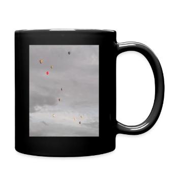 Montgolfières sur ciel gris en minuscule - Mug uni - noir - Droite