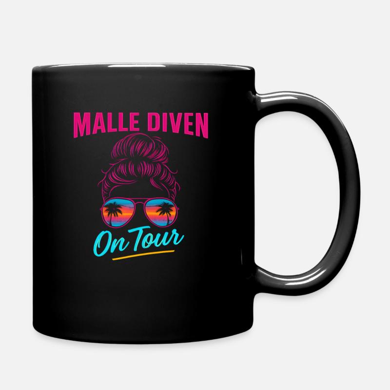 Mallorca Party Spruch Lustig Malle Diven On Tour - Tasse einfarbig - Schwarz