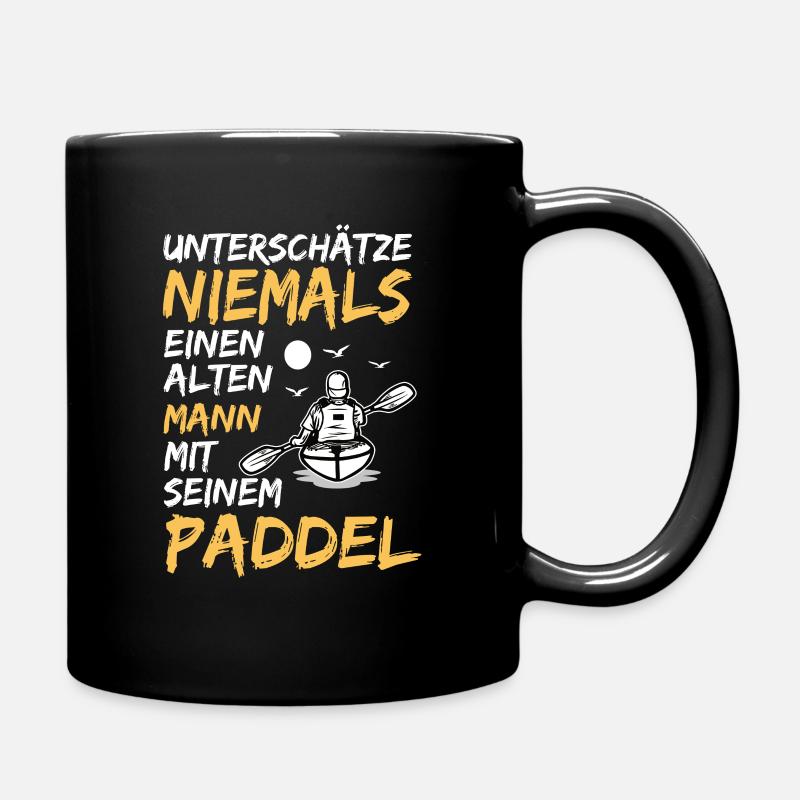 Unterschätze niemals einen alten Mann - Tasse einfarbig - Schwarz