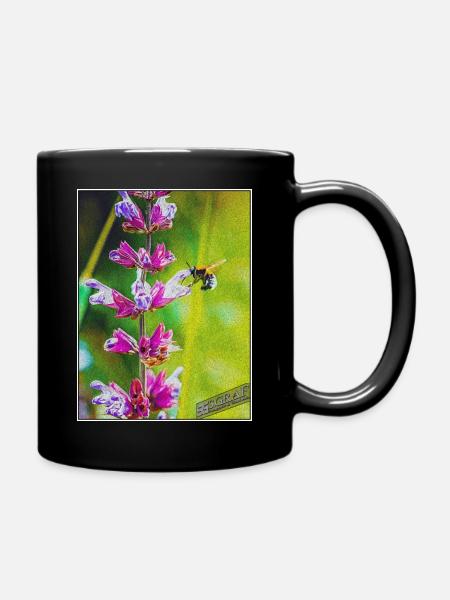 Hummel saugt Nektar - Tasse einfarbig - Schwarz
