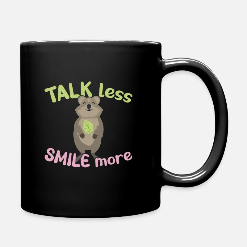 Parlez moins - Souriez plus / Quokka souriant - Mug uni - noir