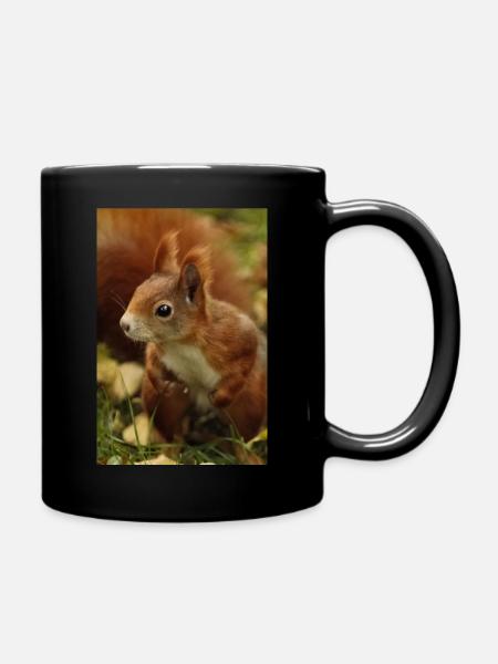 Eichhörnchen auf Nahrungssuche - Tasse einfarbig - Schwarz
