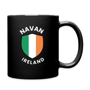 Navaner Schild von Irland - Tasse einfarbig - Schwarz - Rechts
