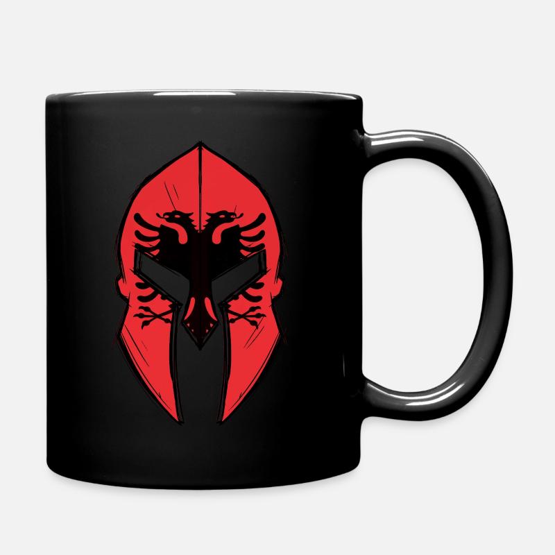 Albania flag in Spartan warrior Helmet - Tasse einfarbig - Schwarz
