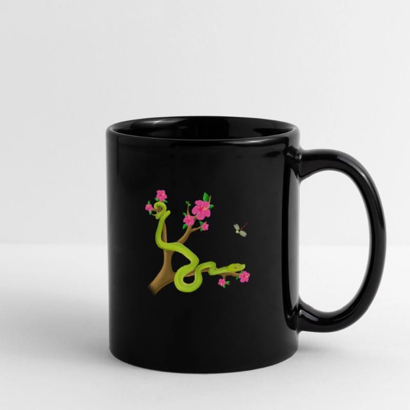 Le serpent Python vert sur l’arbre avec des fleurs Mug uni