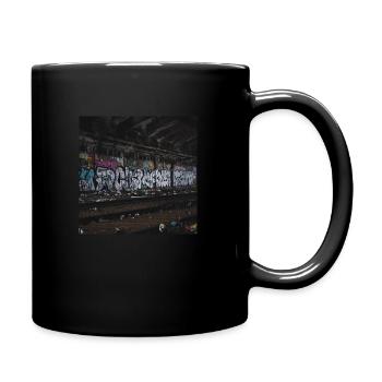 Graffitiart Design by KI - Tasse einfarbig - Schwarz - Rechts