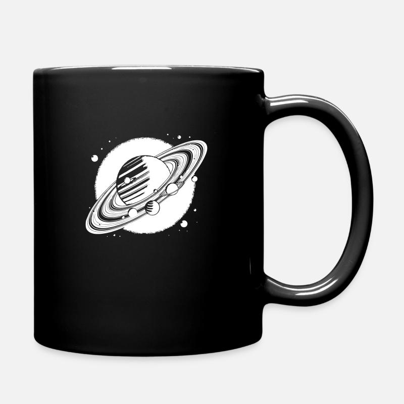 Riesiger Planet mit Ringen und Monden vor Sonne - Tasse einfarbig - Schwarz