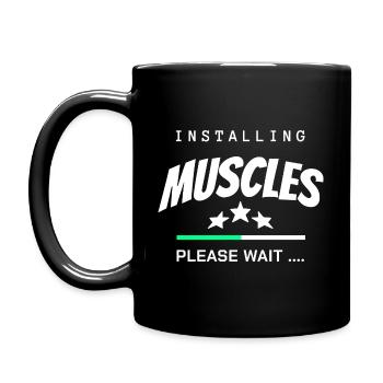 Installing Muscles – Lustiges Bodybuilding T-Shirt - Tasse einfarbig - Schwarz - Links