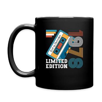 45. Geburtstag November Jahrgang 1978 Kassette - Tasse einfarbig - Schwarz - Links