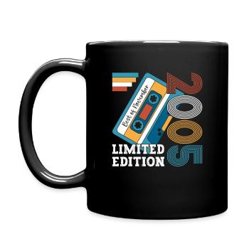 18. Geburtstag November Jahrgang 2005 Kassette - Tasse einfarbig - Schwarz - Links