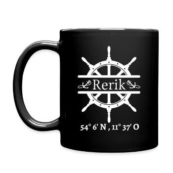 Rerik-Steuerrad, Anker und Koordinaten - Tasse einfarbig - Schwarz - Links