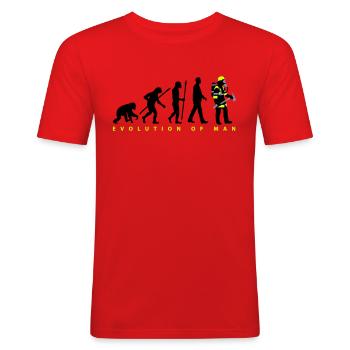 evolution_feuerwehrmann_012015_b_3c - Männer Slim Fit T-Shirt - Rot - Vorne - Jaron (178cm)