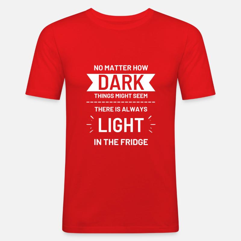 Im Kühlschrank immer hell - Männer Slim Fit T-Shirt - Rot