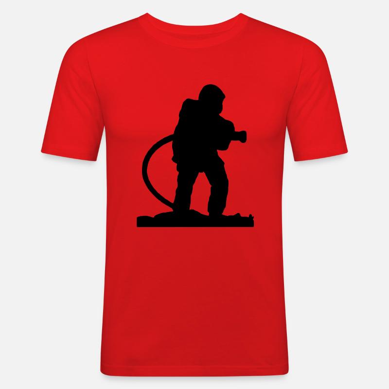 Ein Feuer Spear - Männer Slim Fit T-Shirt - Rot
