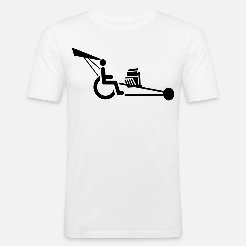 Bild eines Rollstuhls mit V8-Motor # - Männer Slim Fit T-Shirt - Weiß