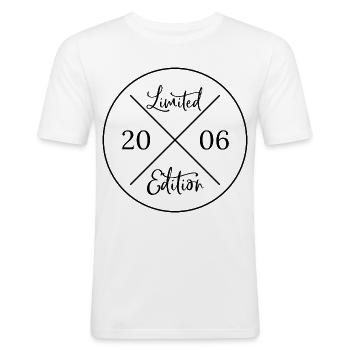 Limited Edition 2006 - 20. Geburtstag - Männer Slim Fit T-Shirt - Weiß - Vorne - Nik (191cm)